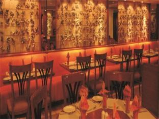 Shalimar Hotel New Delhi Exterior foto
